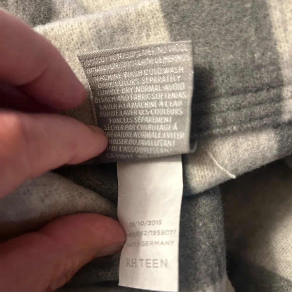 Restoration Hardware Pair of Shams RH Teen Gray Striped nwot